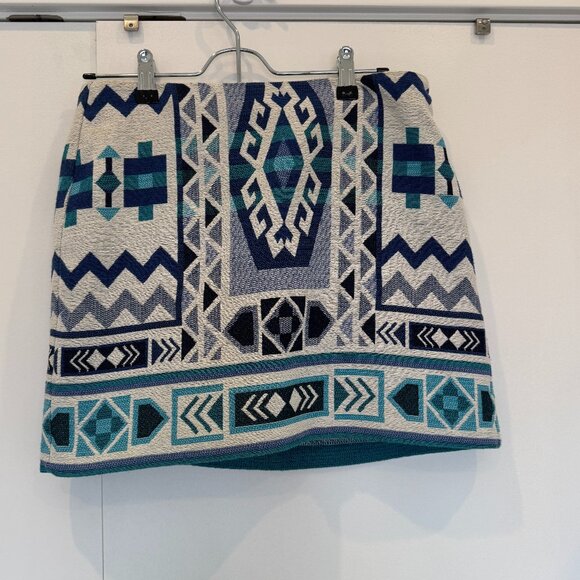 Aztec Geometric Mini Skirt – Size 8 - Picture 1 of 3